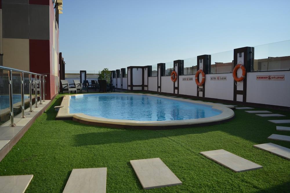 Spectrums Tahlia Jeddah Exterior foto