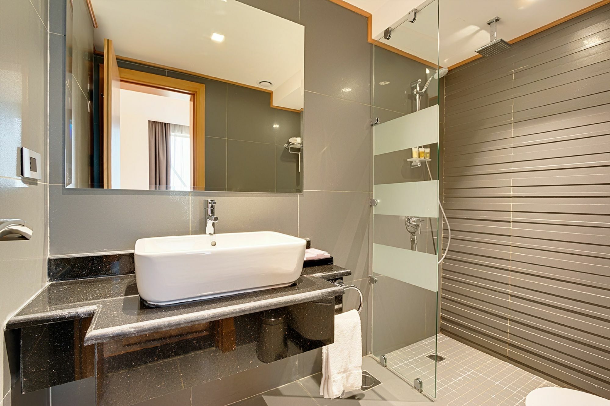 Spectrums Tahlia Jeddah Exterior foto